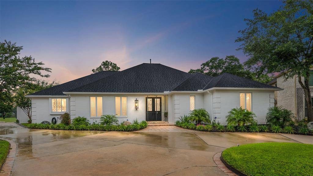 RARE OPPORTUNITY to lease this spectacular, fully renovated, PRIME SUGAR CREEK PROPERTY.