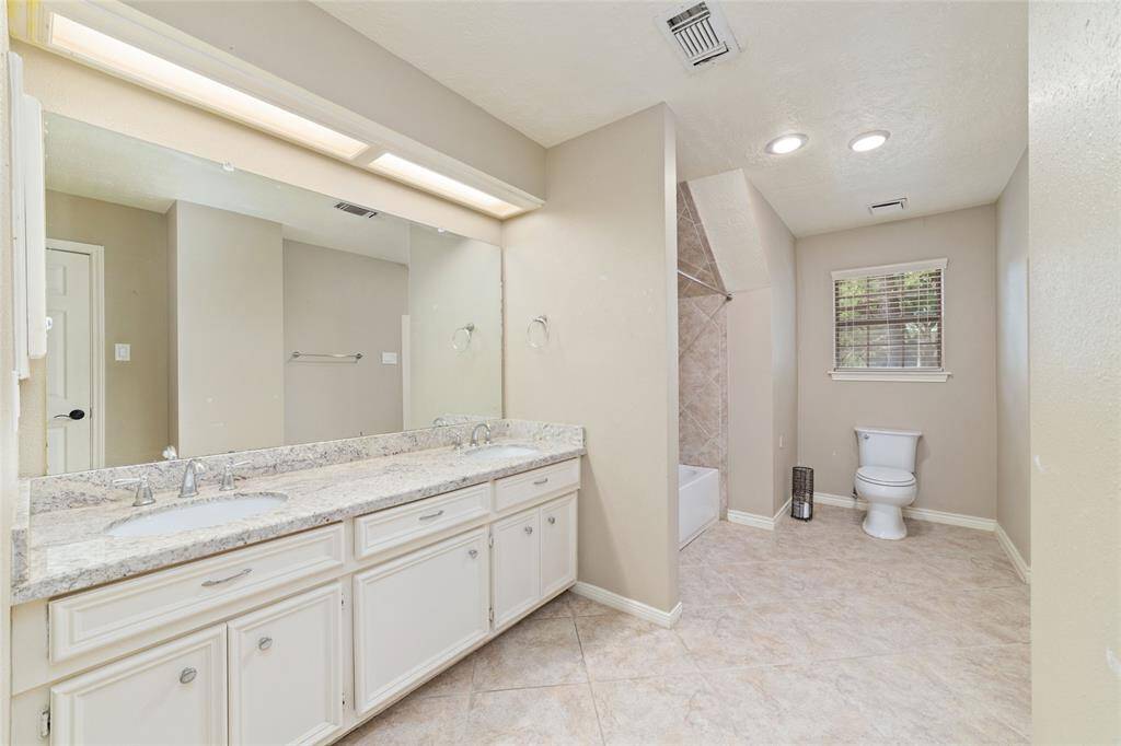 Full bathroom upstairs