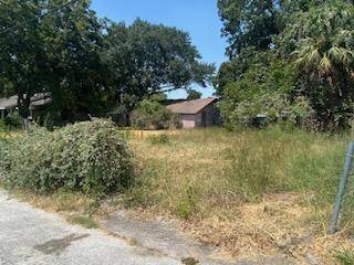 The Dimensions of the Lot and How Easily It Can Be Replatted Into Three (3) 30'x106' Lots. Two Homes Were Originally on This Land in the 1950s.