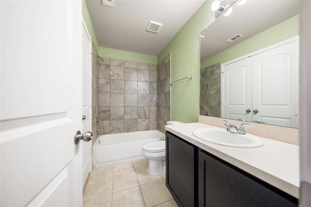 Primary bath.