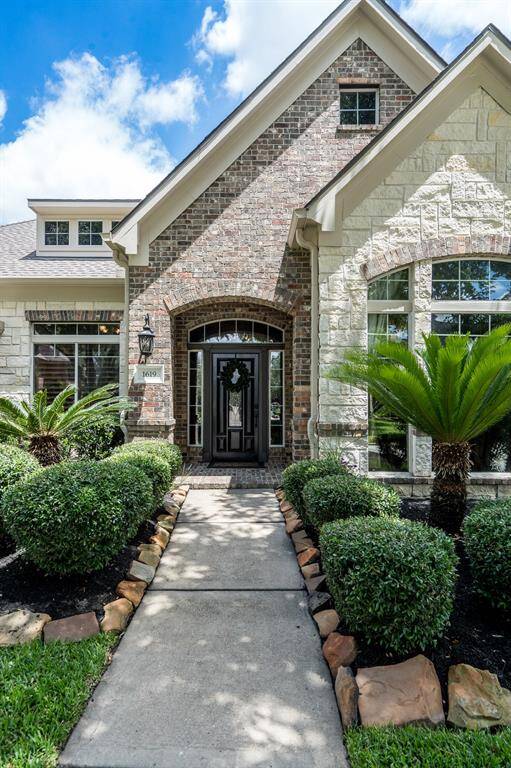 Welcome home to 1619 Meirwoods!