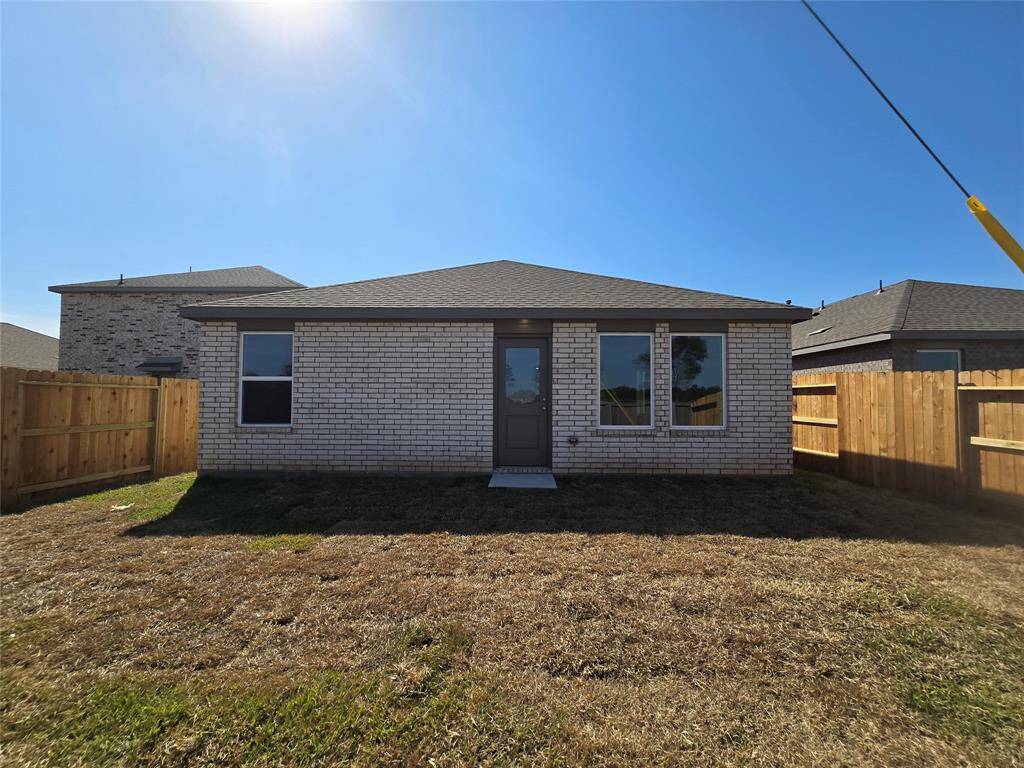 *Not actual home, pictures representative of same floor plan*