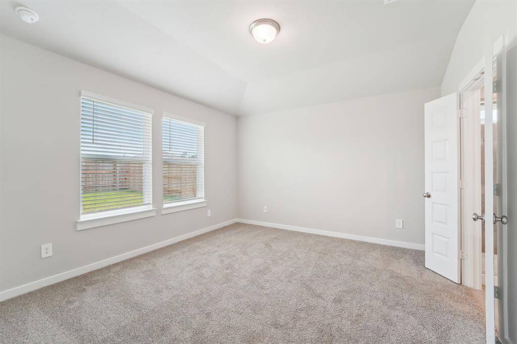 Photo is not of the actual home but is an inspirational photo of builder’s model home and may depict options, furnishings, and/or decorator features that are not included.