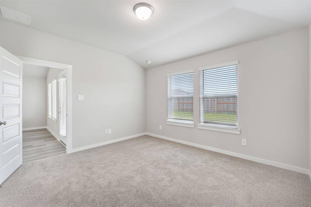 Photo is not of the actual home but is an inspirational photo of builder’s model home and may depict options, furnishings, and/or decorator features that are not included.