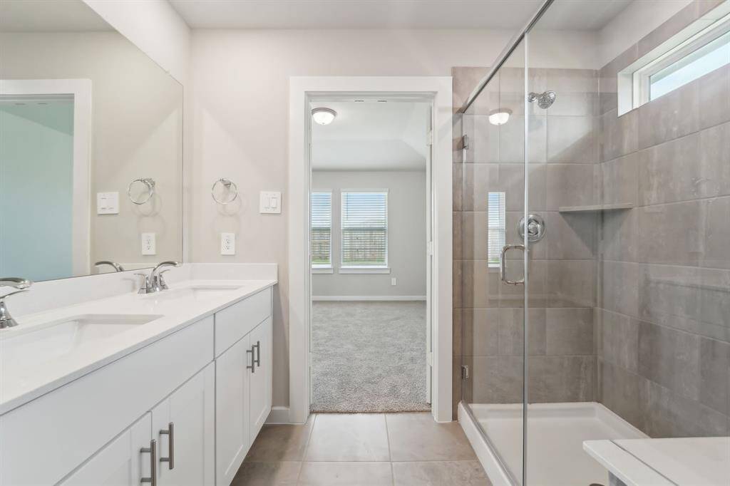 Photo is not of the actual home but is an inspirational photo of builder’s model home and may depict options, furnishings, and/or decorator features that are not included.