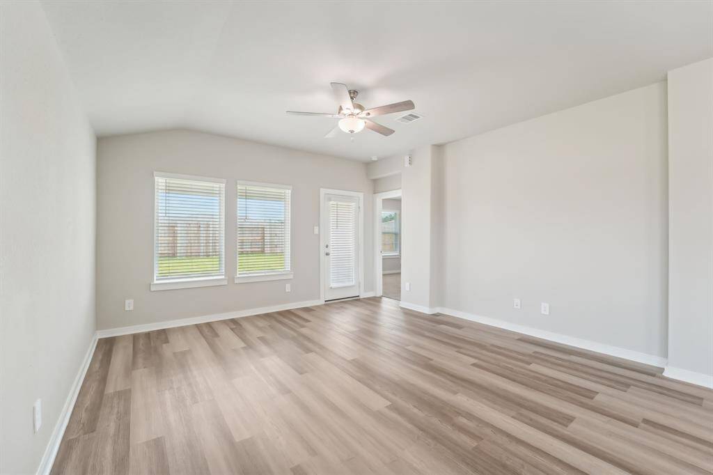Photo is not of the actual home but is an inspirational photo of builder’s model home and may depict options, furnishings, and/or decorator features that are not included.