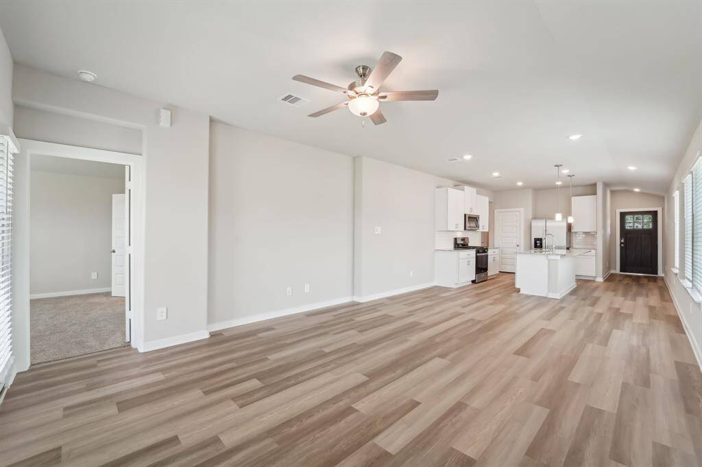 Photo is not of the actual home but is an inspirational photo of builder’s model home and may depict options, furnishings, and/or decorator features that are not included.