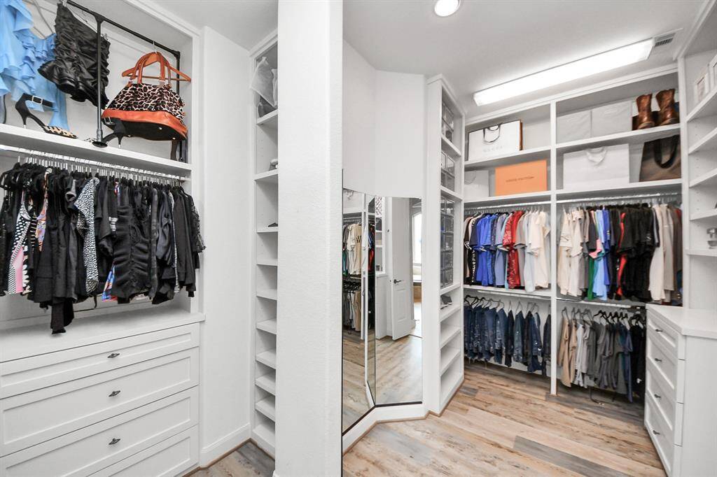 This is a big closet! Storage ceiling to floor!
