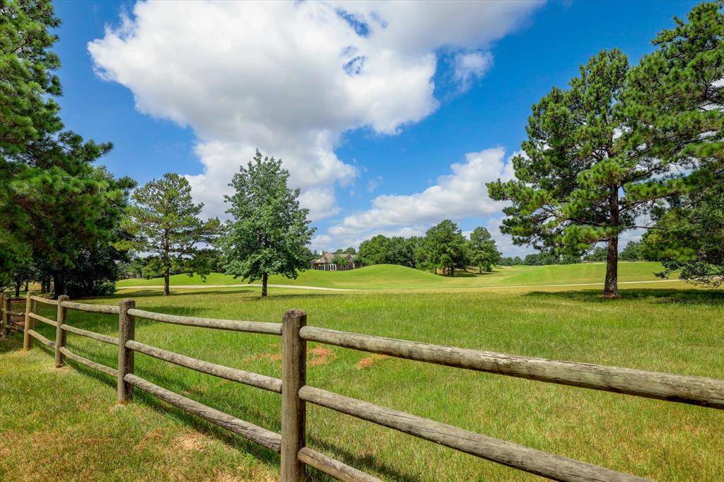 Location here is Glennloch Pines Golf Course.
