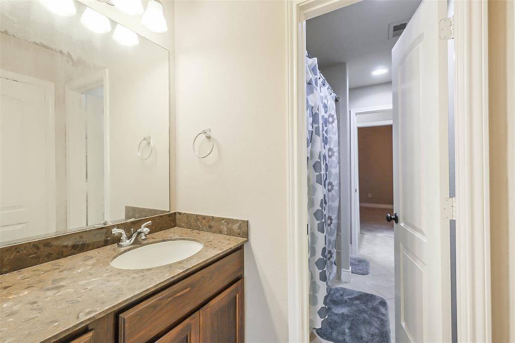 Jack and jill bathroom upstairs