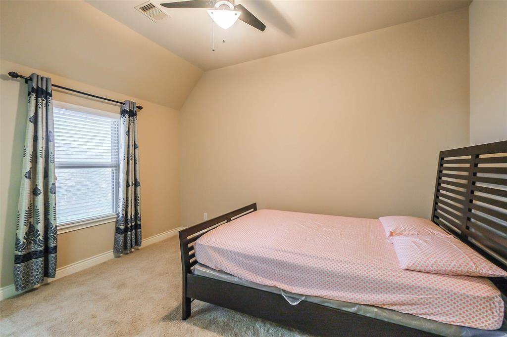 High ceilings in bedrooms