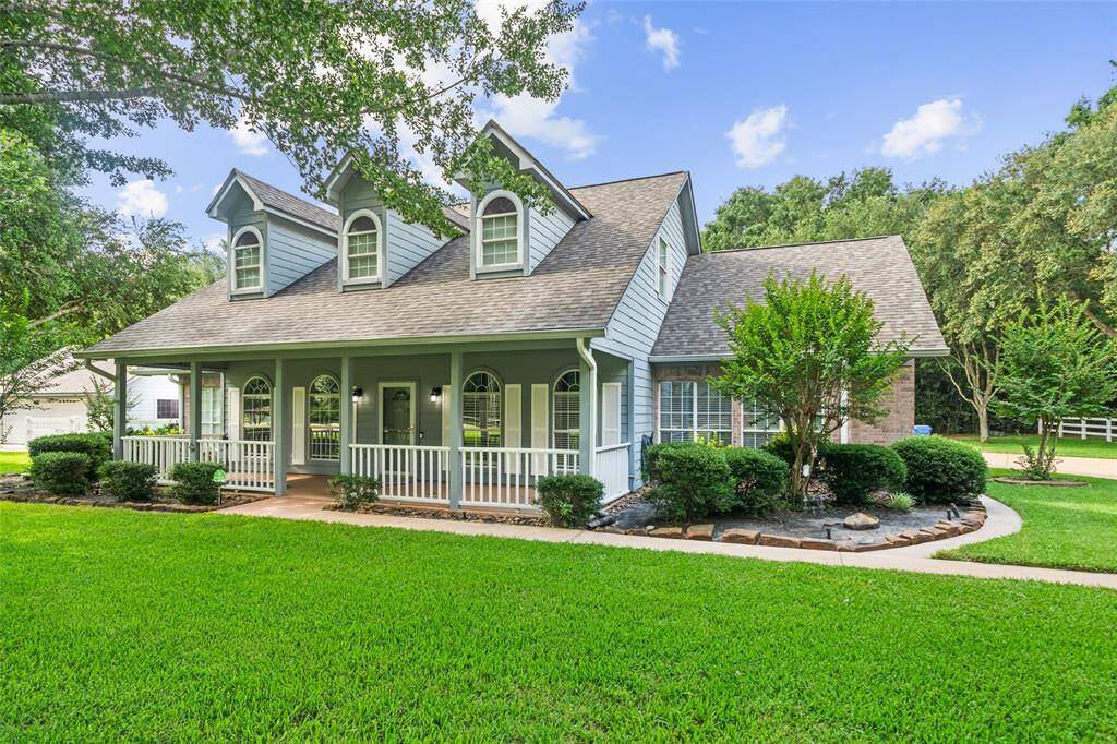 Welcome home to this beautifully designed 4-bedroom, 4.5-bath home that perfectly balances charm and comfort. Inside, find both formal living and dining rooms, a spacious and inviting family room, and a well-appointed kitchen. The private owner’s suite offers a peaceful retreat, while the roomy guest bedrooms each feature ensuite access to a full bath and large closets. Outside, a covered patio, summer kitchen, and sparkling pool with spa create the perfect setting for effortless entertaining.