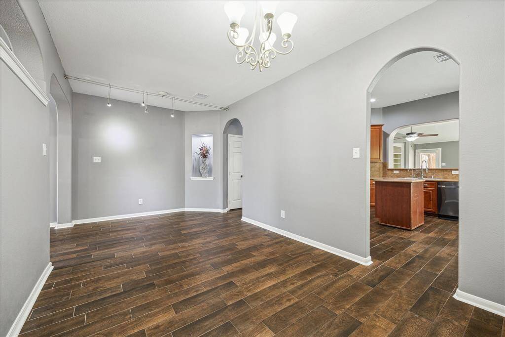 View of the kitchen acces from formal dining