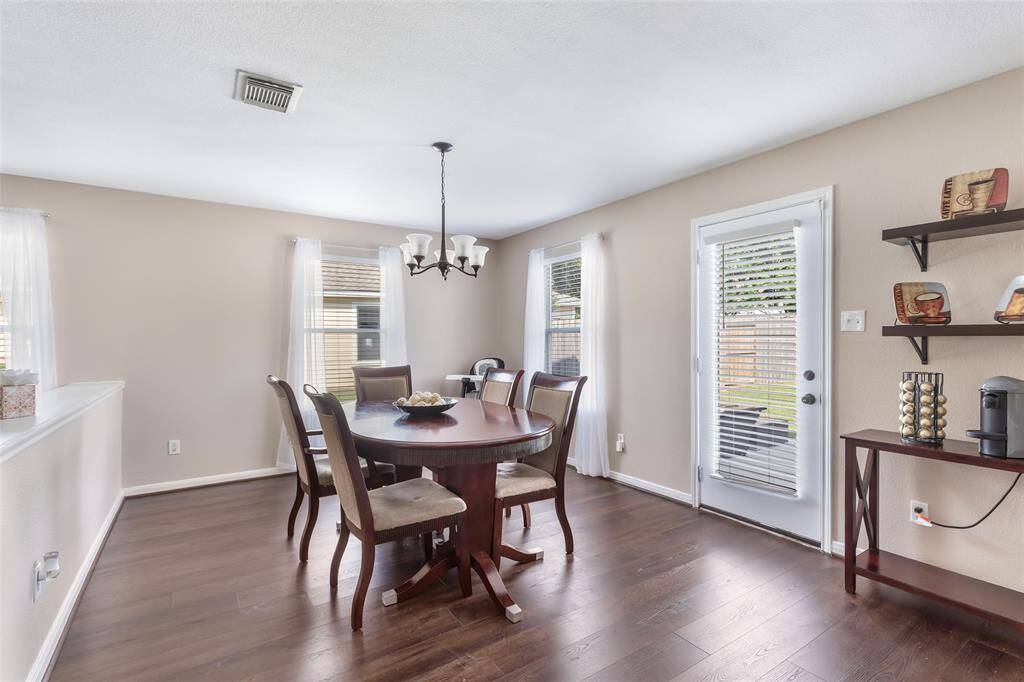 You will be the hostess with the most-ess! Very spacious dining room will seat a lot of family and guests. Also provides direct access to the back yard.