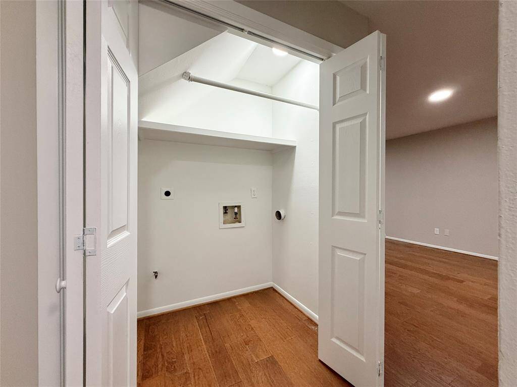 Washer / Dryer Nook