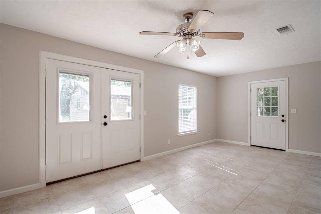 Bonus room can be a second living room, game room etc.