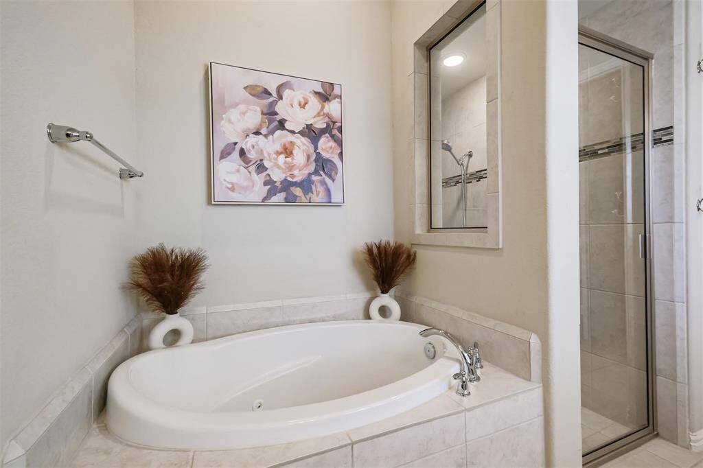 Soaking tub!