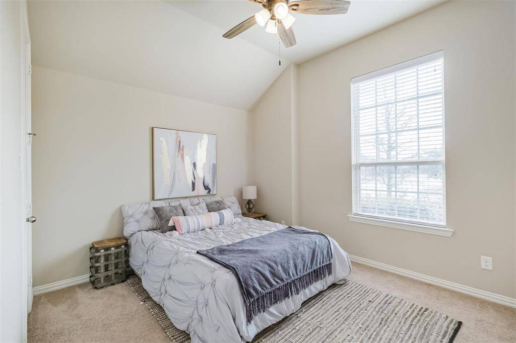 2nd bedroom is at the front ofthe home.
