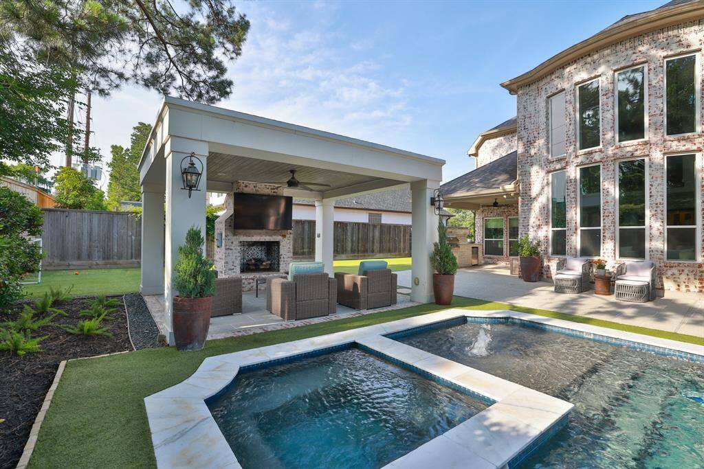 Full-yard mosquito system