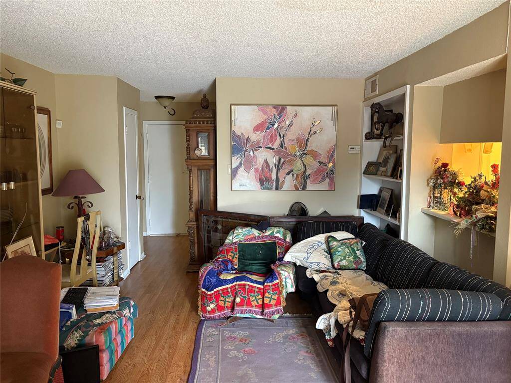 Living Room (Patio View)