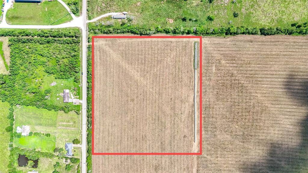 Boundaries of the property