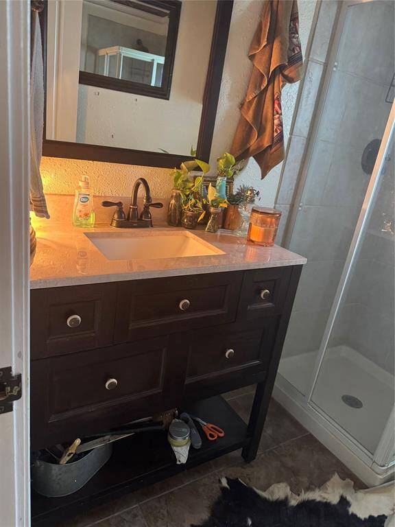 BATHROOOM