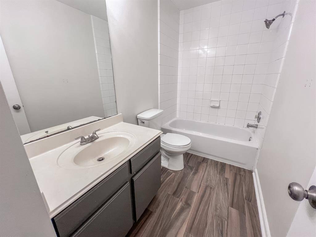 Secondary bath.