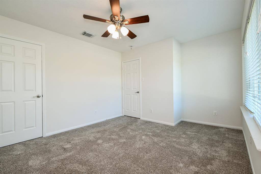 Floor 2 - Bedroom 1