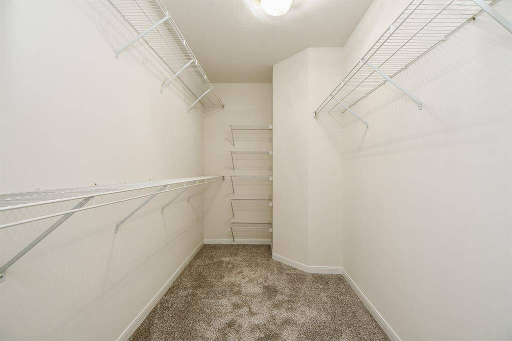 Floor 2 - Primary Bedroom Closet