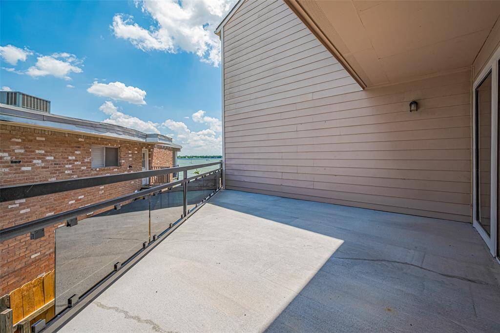 Large porch off the living room for great outdoor entertainment area.