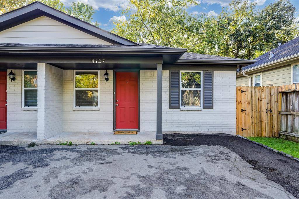 Welcome to your new home at 4127 Delhi Houston, TX 77022!