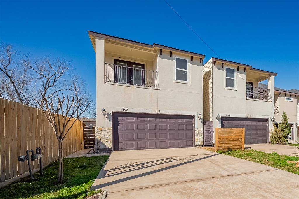 Those with an appetite for the trendy and multicultural dining, buzzing bars, and live music at the Warehouse Live concert venue. As you can see there is a new fence along the side of this home.