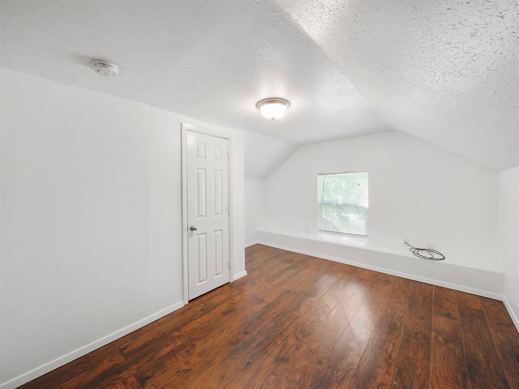 Bonus Room