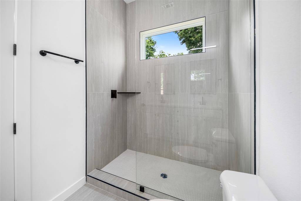 NOT EXACT PROPERTY, SIMILAR BUILD
