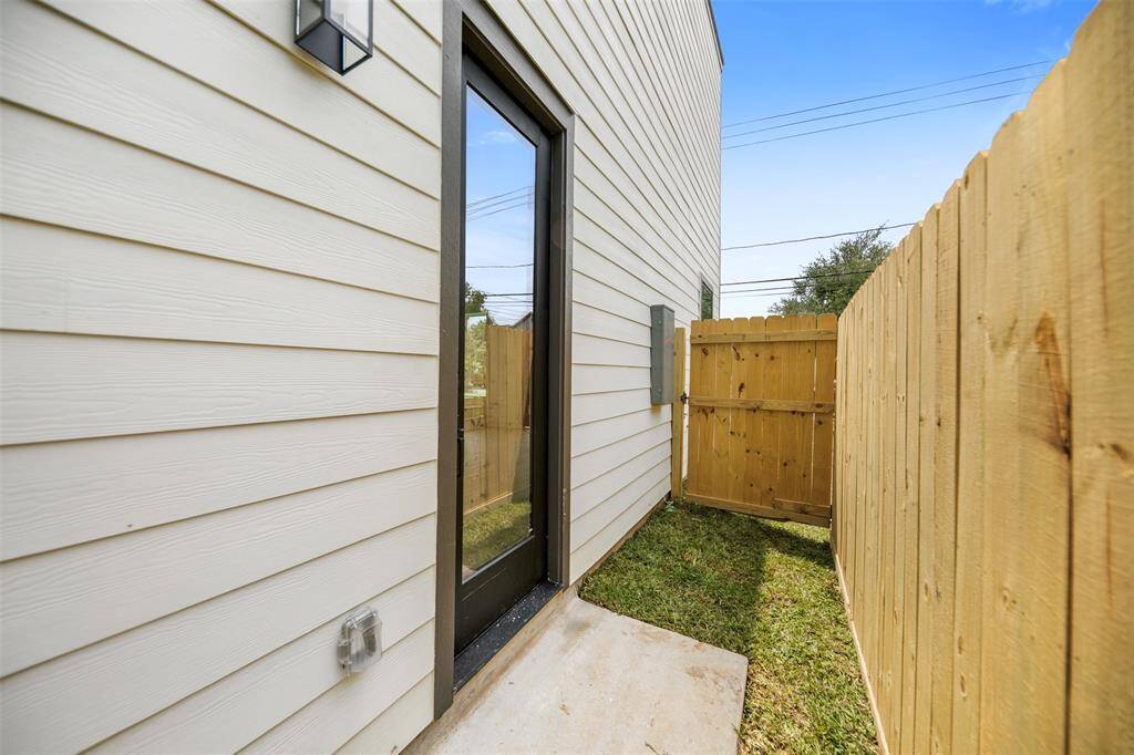 NOT EXACT PROPERTY, SIMILAR BUILD