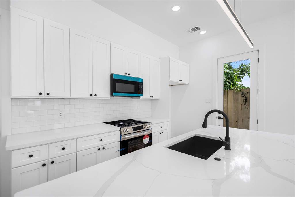 NOT EXACT PROPERTY, SIMILAR BUILD