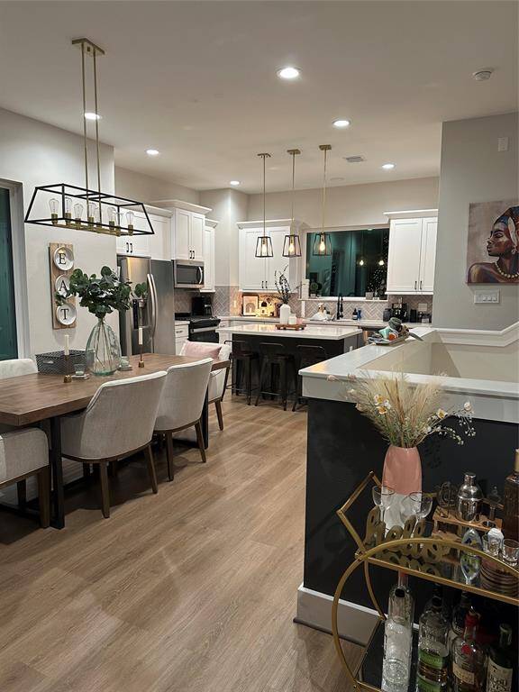 Dining room to kitchen view