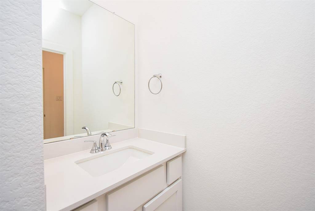 Simple service is offered in this sink/vanity space.