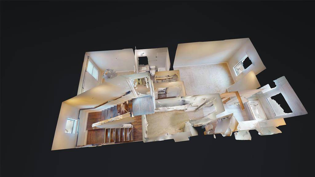 Third floor layout... Look at the size of that primary closet!!