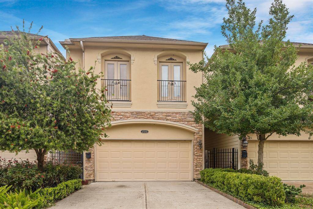 Beautiful Front Elevation