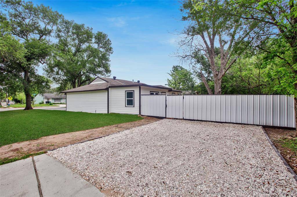 Corner lot with a second driveway