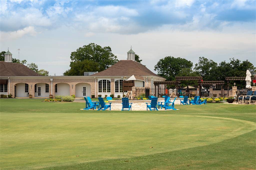 Sugar Creek Country Club.  Memberships available.