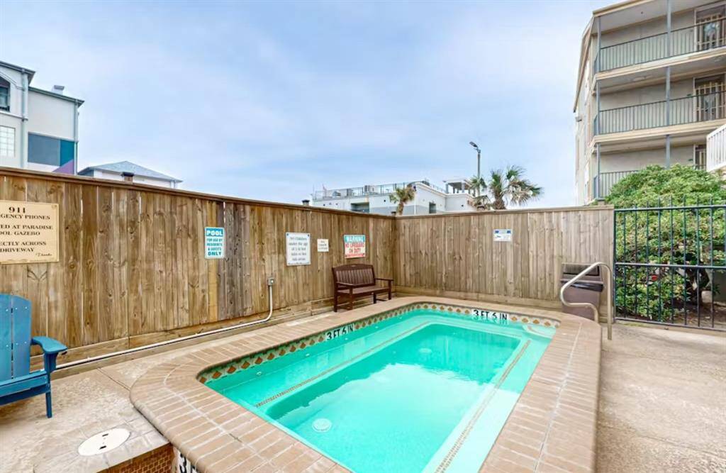 Pool2