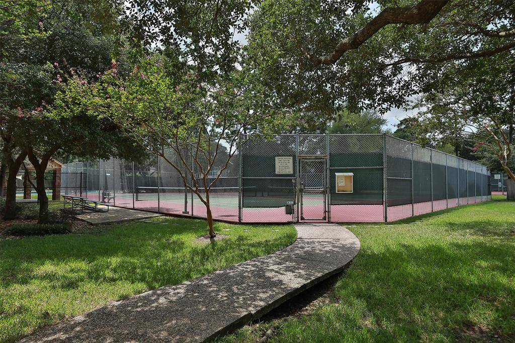 Neighborhood amenities include tennis and pickleball courts with organized leagues and other organized social events throughout the year.