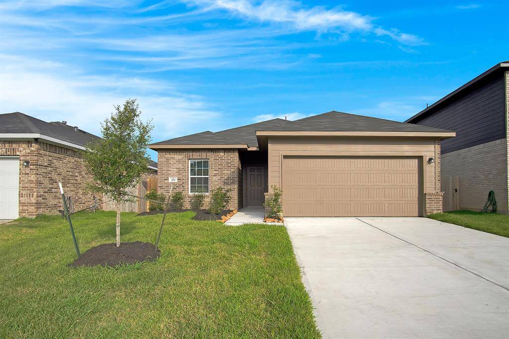 Welcome to 702 French Lavender- your brand new construction home awaits!
