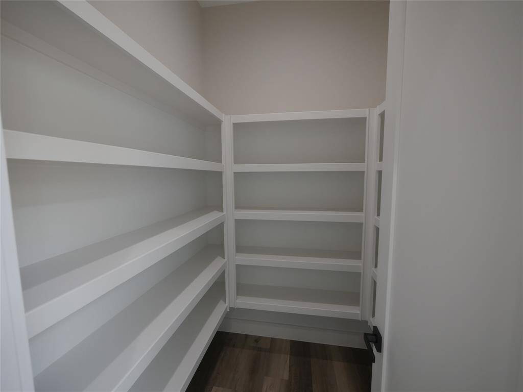 walk in closets