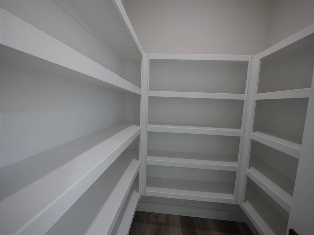 huge xl closets