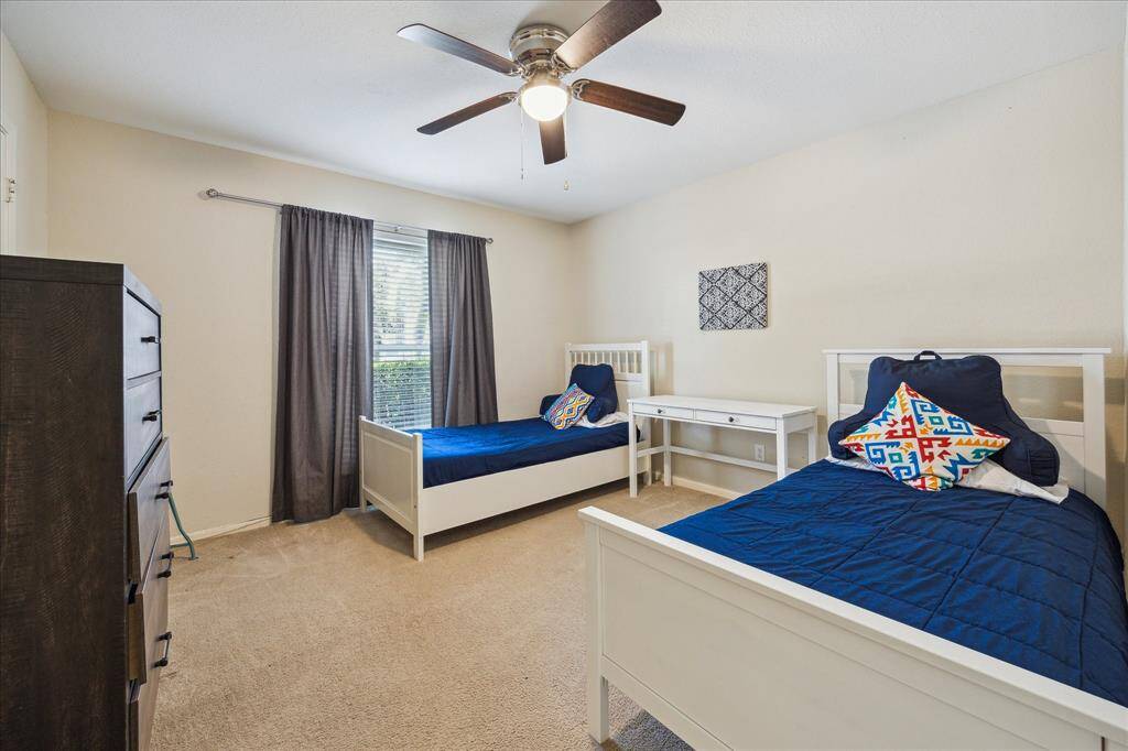 Secondary bedroom