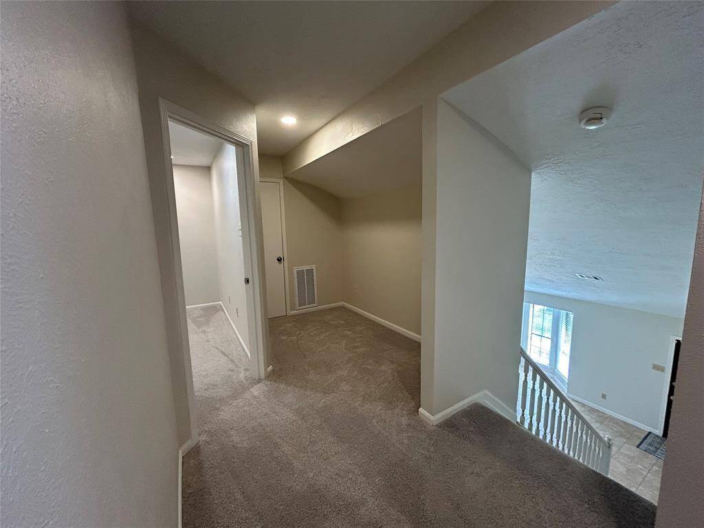 Bonus Flex room at the top of the stairs in hallway. Can be workspace or reading nook - possibilities endless