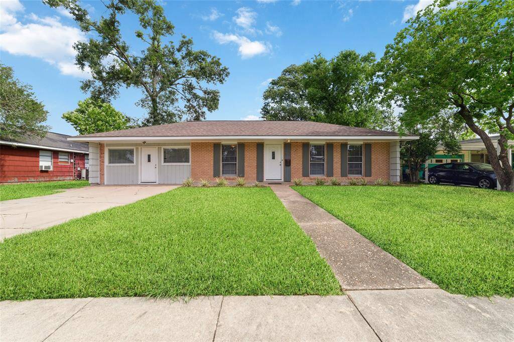Welcome to 8022 Ridgeview Dr! A fabulous 4 bedroom/3 bath house in the heart of Spring Branch